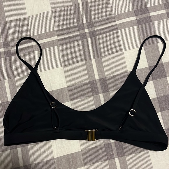 NWOT MINIMAL BIKINI TOP - Picture 3 of 4